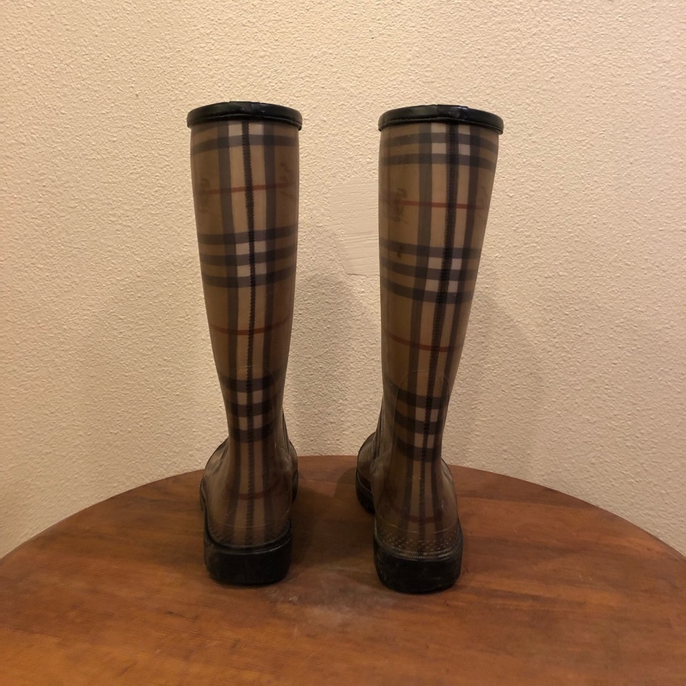 BURBERRY RAIN BOOTS - Picture 4 of 5